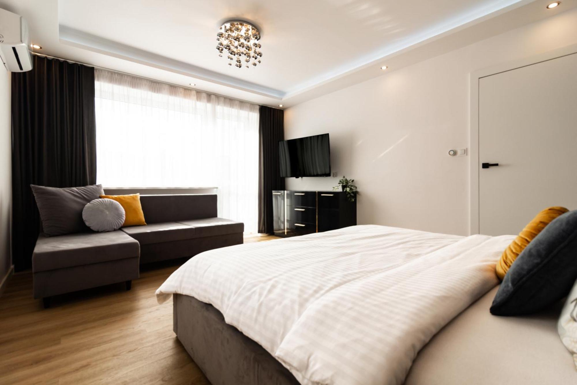 הוילה ורוצלב Housecube, Bar , Prywatne Kino, Bilard , Luxus מראה חיצוני תמונה